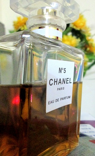 Chanel no 5 for old online ladies