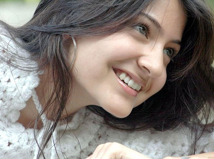 Top 10 Pictures Anushka Without