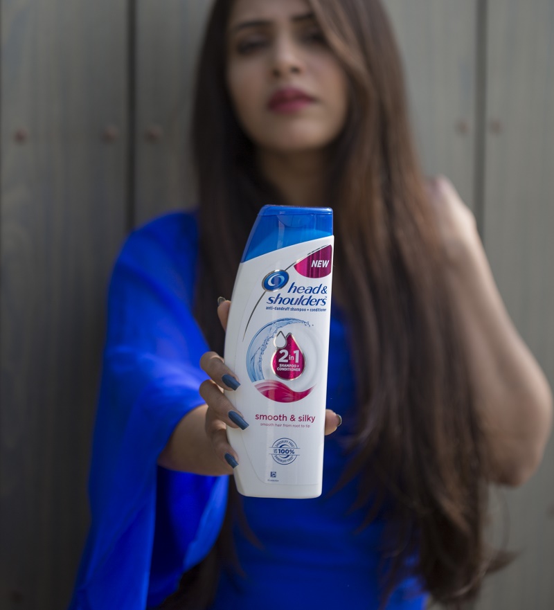 Head and Shoulders Smooth and Silky Shampoo Review, Price