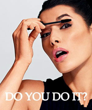Do You Open Your Mouth While Applying Mascara?