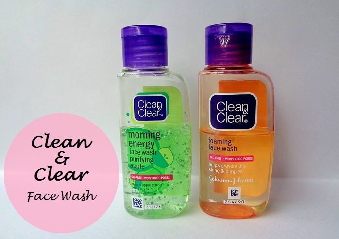 Clean and Clear Essentials Foaming Facial Wash 100 ml.