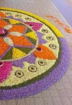 Featured image of post Border Corner Rangoli Design : What makes this design unique is that it has no border.