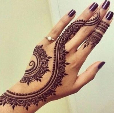 50 Best Floral Mehndi Designs With Pictures