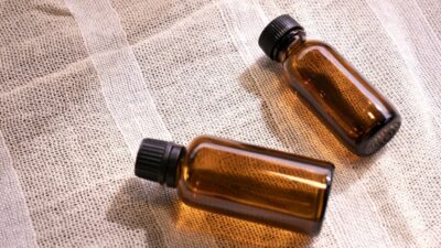 5 Ways to Use Batana Oil for Hair Effectively & Checklist