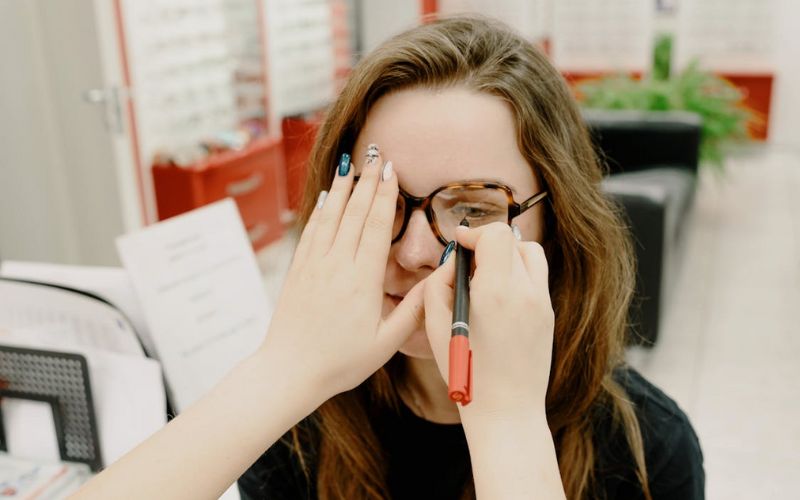 Yes, Medicaid typically covers eye exams, though coverage can vary by state (Image by Pexel)