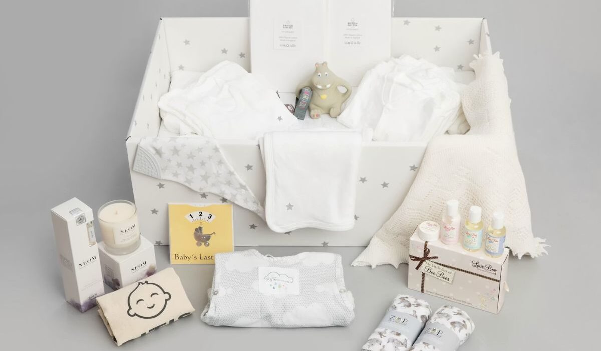 Free Baby Stuff: Where To Find Samples, Boxes & Registry Perks