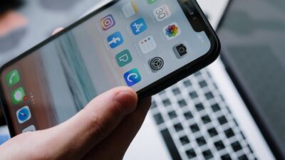 how to get a free iphone