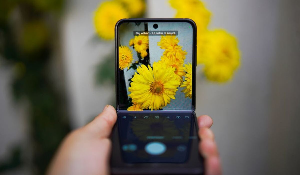 free-galaxy-z-flip-government-phone