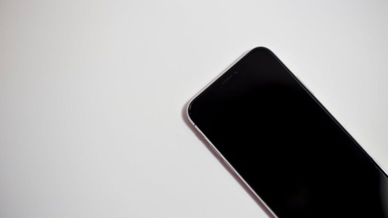 free iphone 17