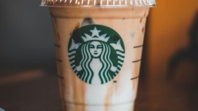 starbucks veterans day free coffee
