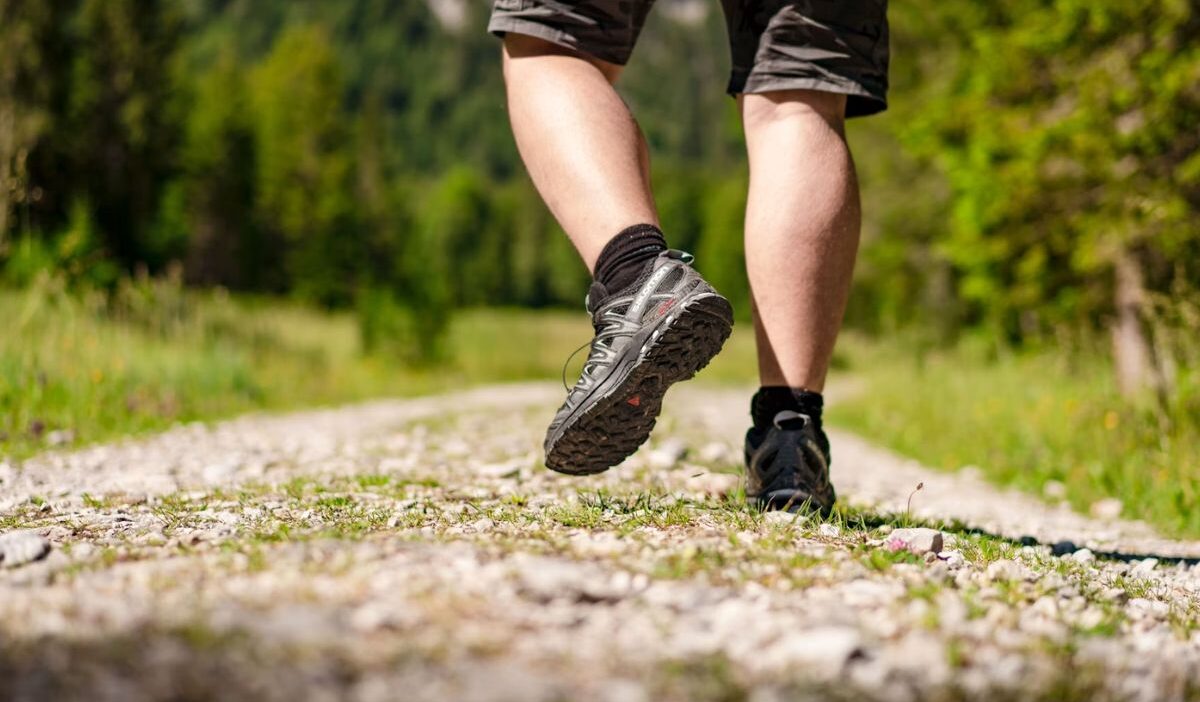 how many steps in a mile