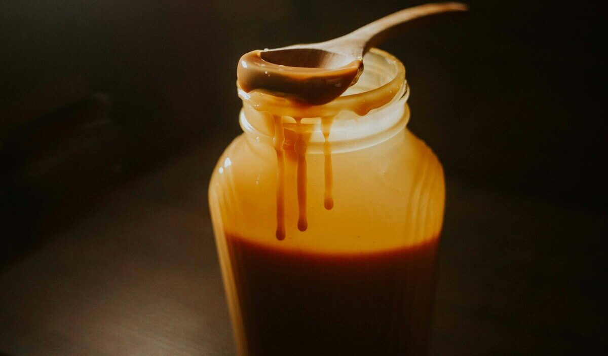 how to remove peanut butter stains